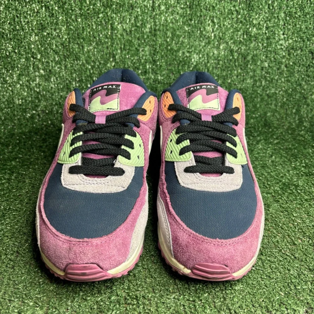 Nike Air Max 90  NRG Light Bordeaux Suede Mesh Athletic Sneaker Purple Mens 10.5